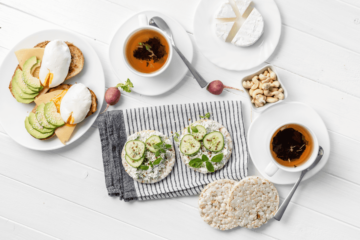 Petit-déjeuner du sportif : timing et composition