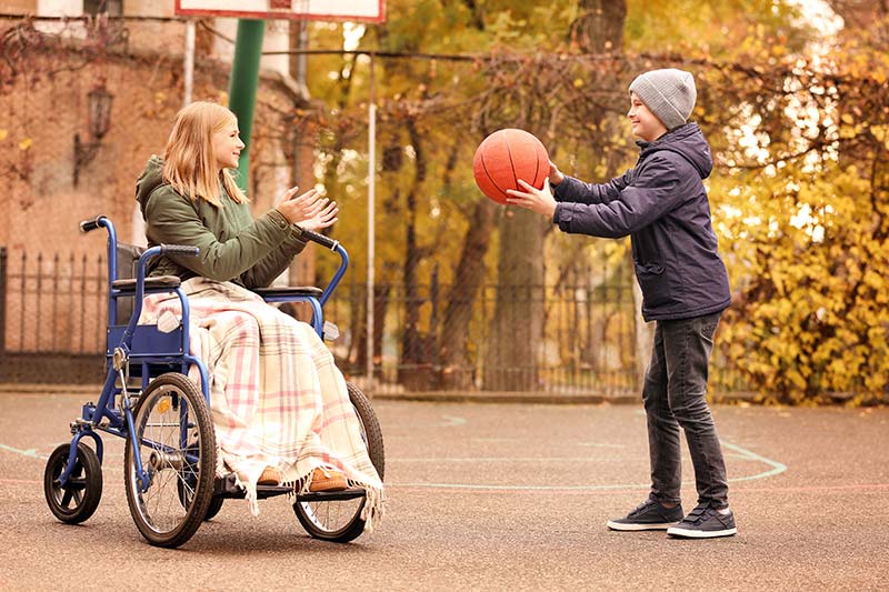 Handicap-valide-sport-basket-jeu-loisir-pratique-social-inclusion